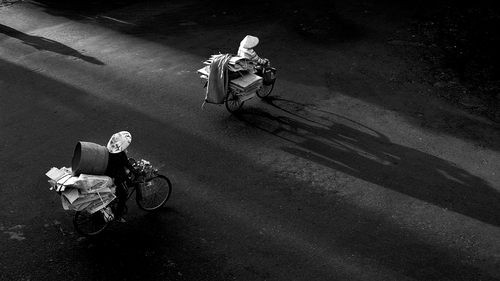 Nhiếp ảnh gia Nguyễn An Di - Street life Bong chieu phai 